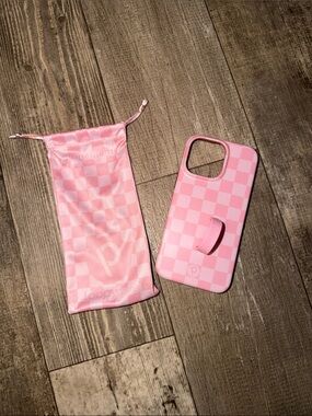 Pink Checkerboard Phone Case with Loopy Grip